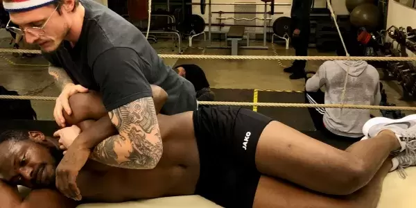 Sportwissenschaftler spricht über die Vorteile von Rolfing® für Sportler und Trainierende